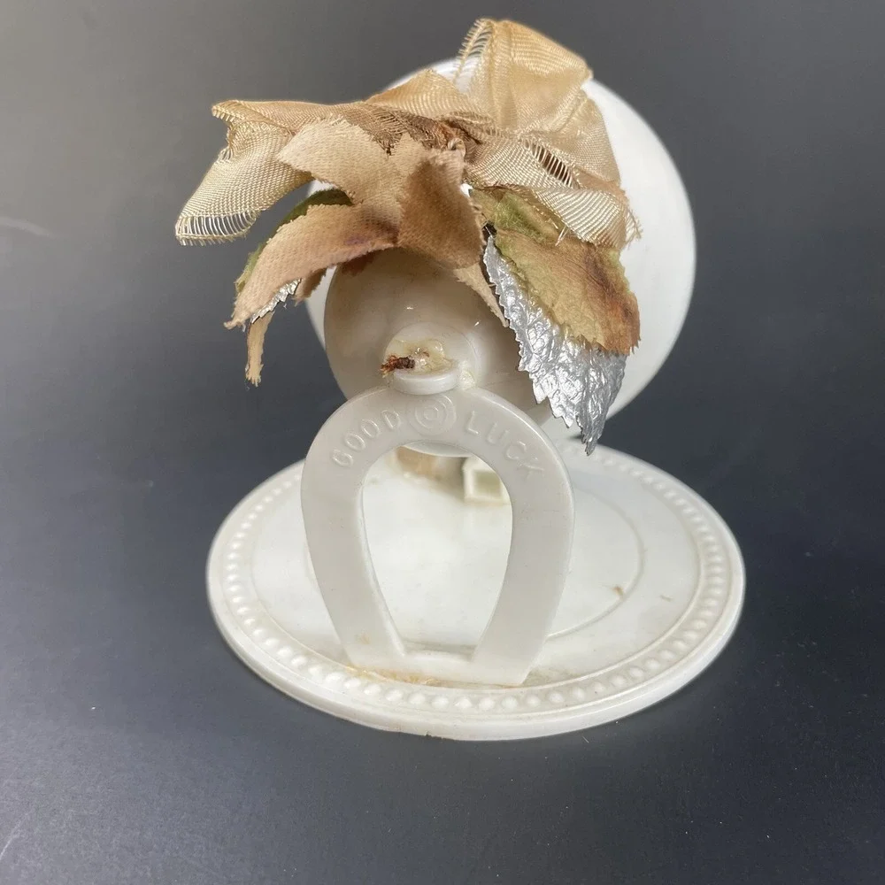 1940s Wedding Cake Topper Bride Groom Bell‎ Ribbon White Plastic Couple VTG